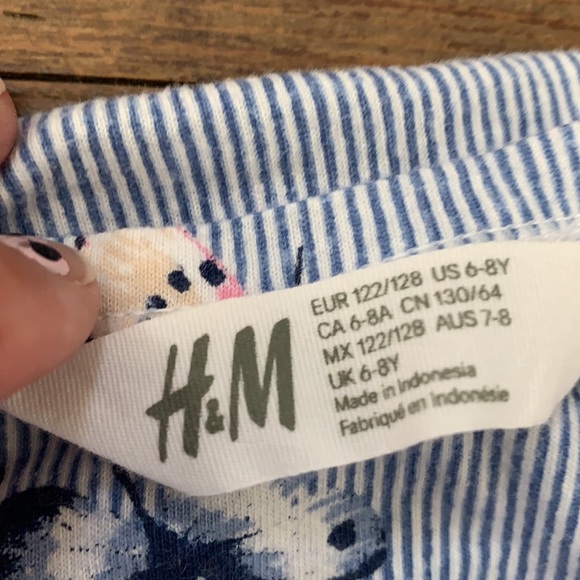 Bundle girls sizes between 6-8 😊👍👍  7 items - Picture 9 of 12